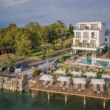 Hotel Vinci Sirmione Esterno foto
