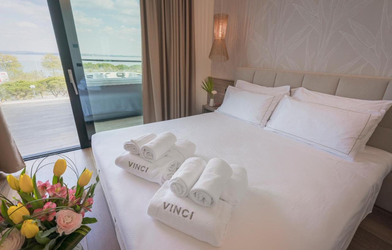 Hotel Vinci Sirmione Esterno foto