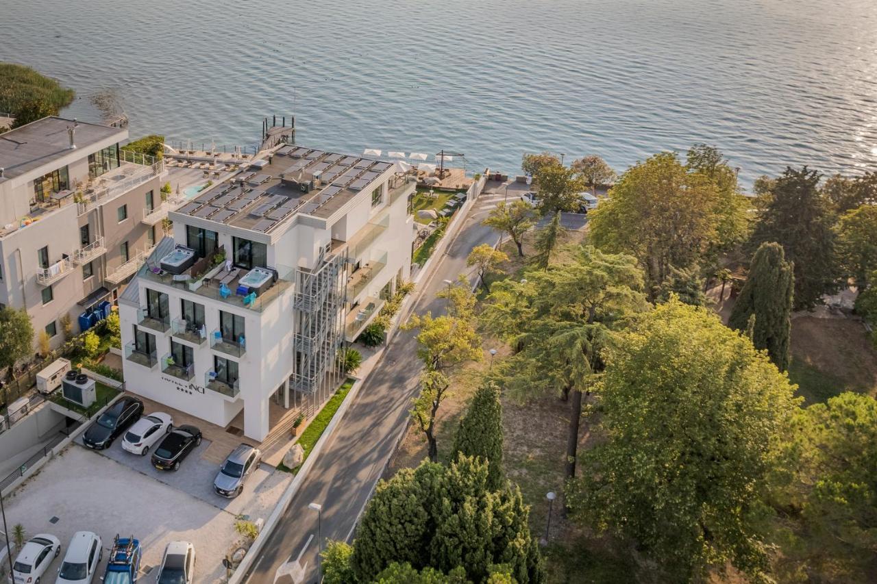 Hotel Vinci Sirmione Esterno foto