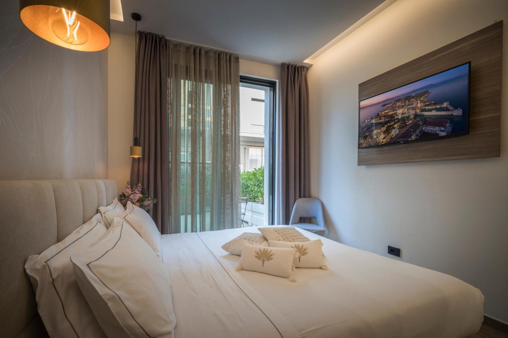 Hotel Vinci Sirmione Esterno foto